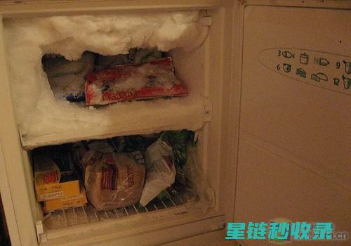 冰箱霜层厚？教你快速除霜的小窍门 (冰箱霜层厚度不得超过)