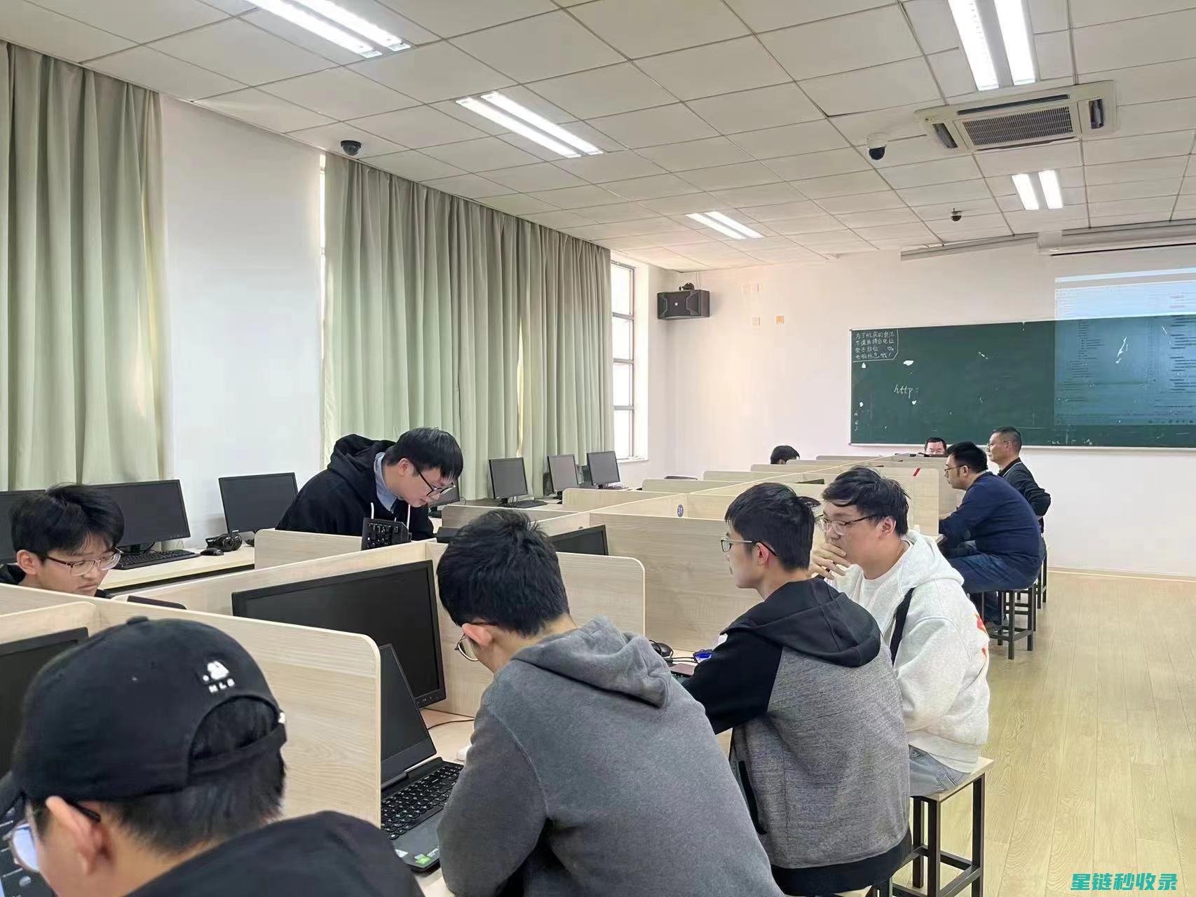 专业与家庭皮沙发清洁方法对比分析 (家庭和专业有什么区别)